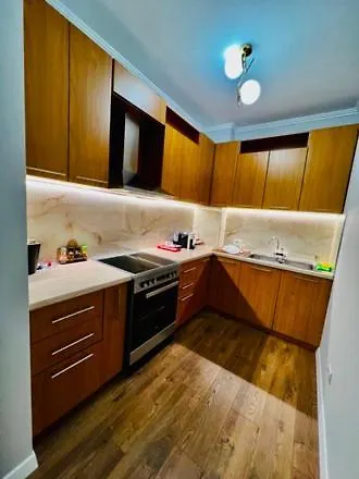 Luxury Apartment *